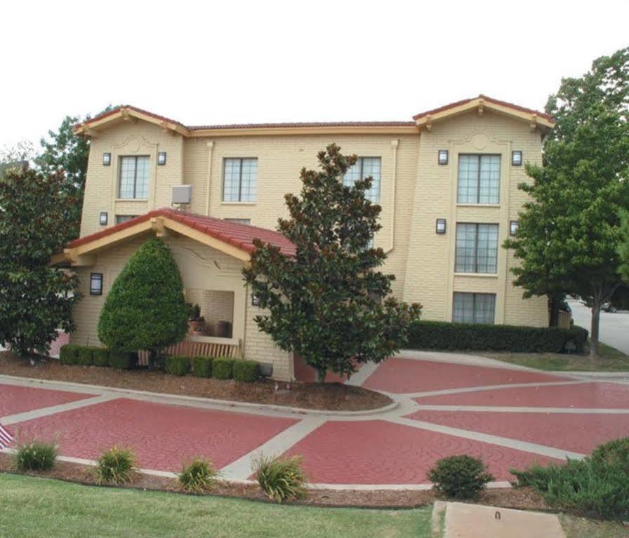 Econo Lodge Del City Екстер'єр фото