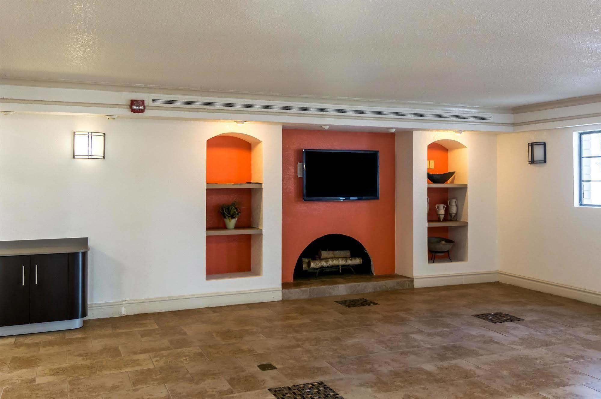 Econo Lodge Del City Екстер'єр фото