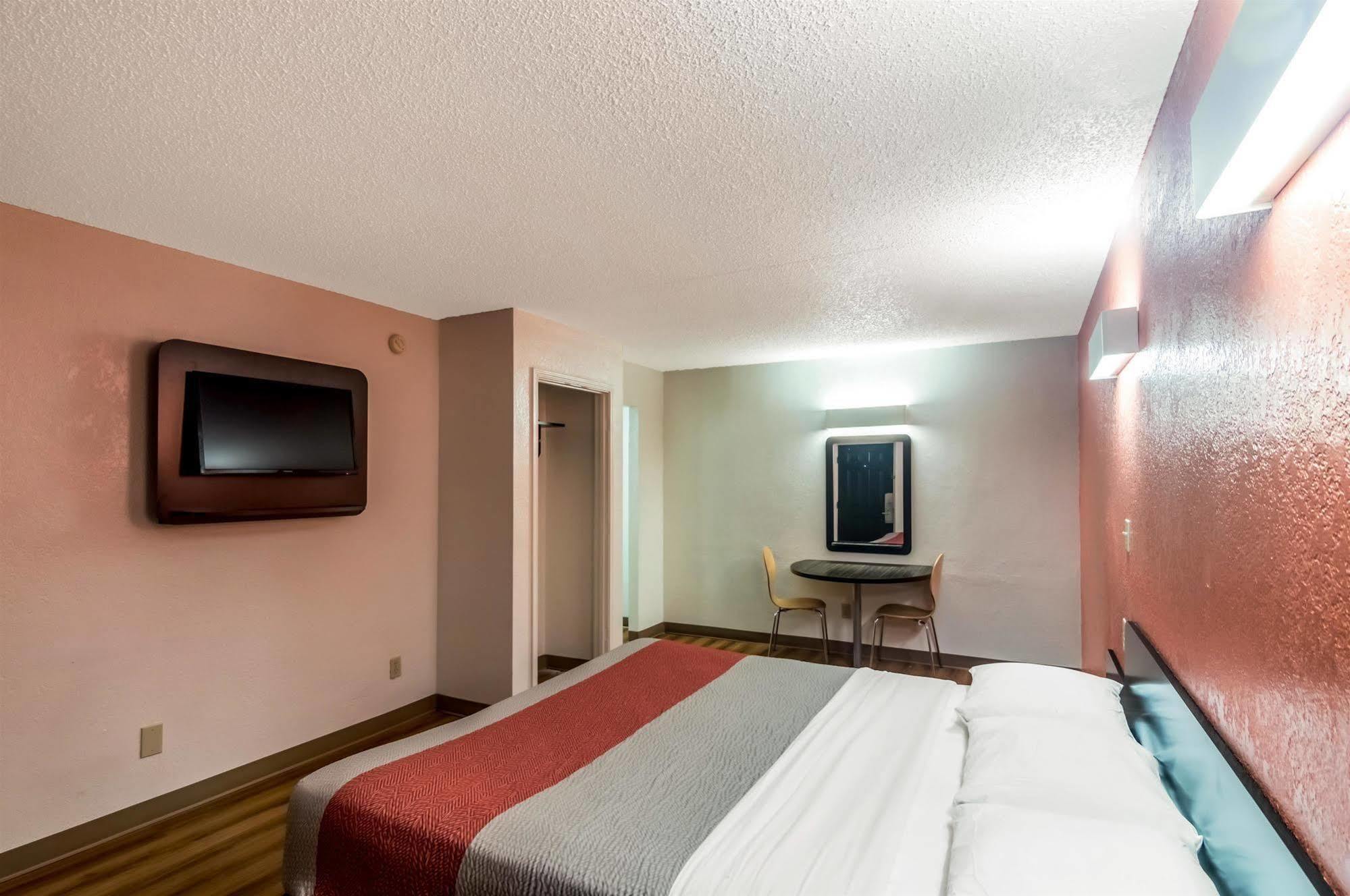 Econo Lodge Del City Екстер'єр фото